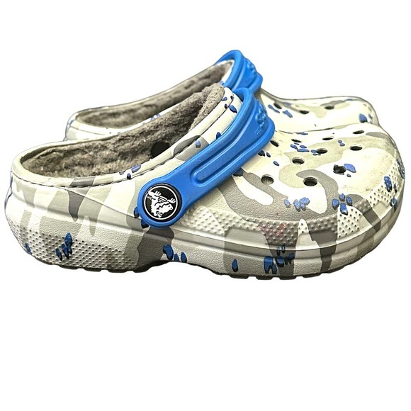 Crocs Child’s Classic Lined Gray Camo Clogs Size C-9 - Picture 2 of 5